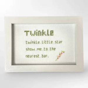 Geriljabroderi laget av Fiffis Gaver med teksten: Twinkle twinkle little star, show me to the nearest bar.