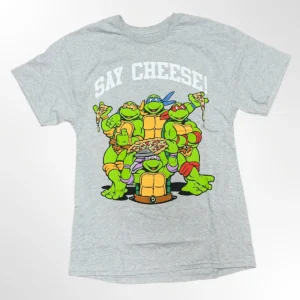 Tskjorte med Teenage Mutant Ninja Turtles og påskriften SAY CHEESE - selges av Fiffis Gaver