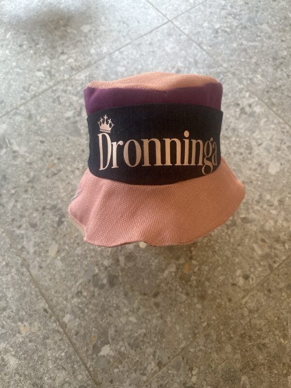 Dronninga bøttehatt - Bilde 3