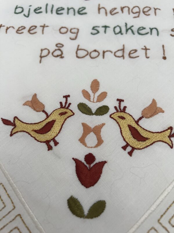 Juleduk geriljabroderi - Bilde 2