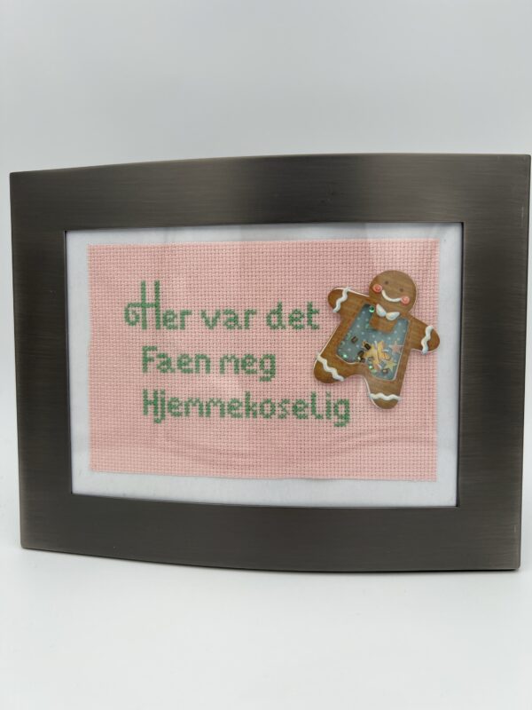 Geriljabroderi hjemmekos med pepperkakemann