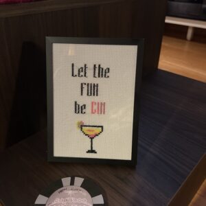 Let the fun be gin geriljabroderi