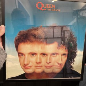 Platecover med Queen i ramme